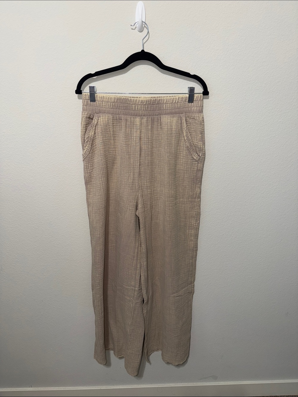 NWT Zenana Outfitters Light Gray Textured Lounge Pants